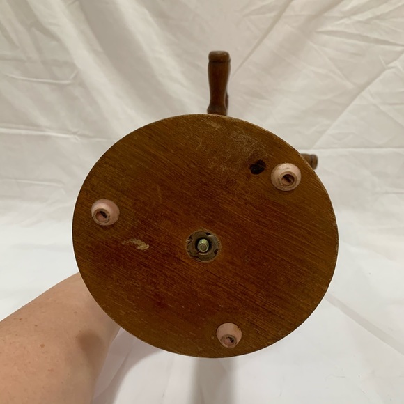 Vintage wood coffee mug stand - Picture 8 of 8